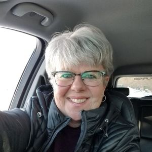 Meet your Posher, Sandy